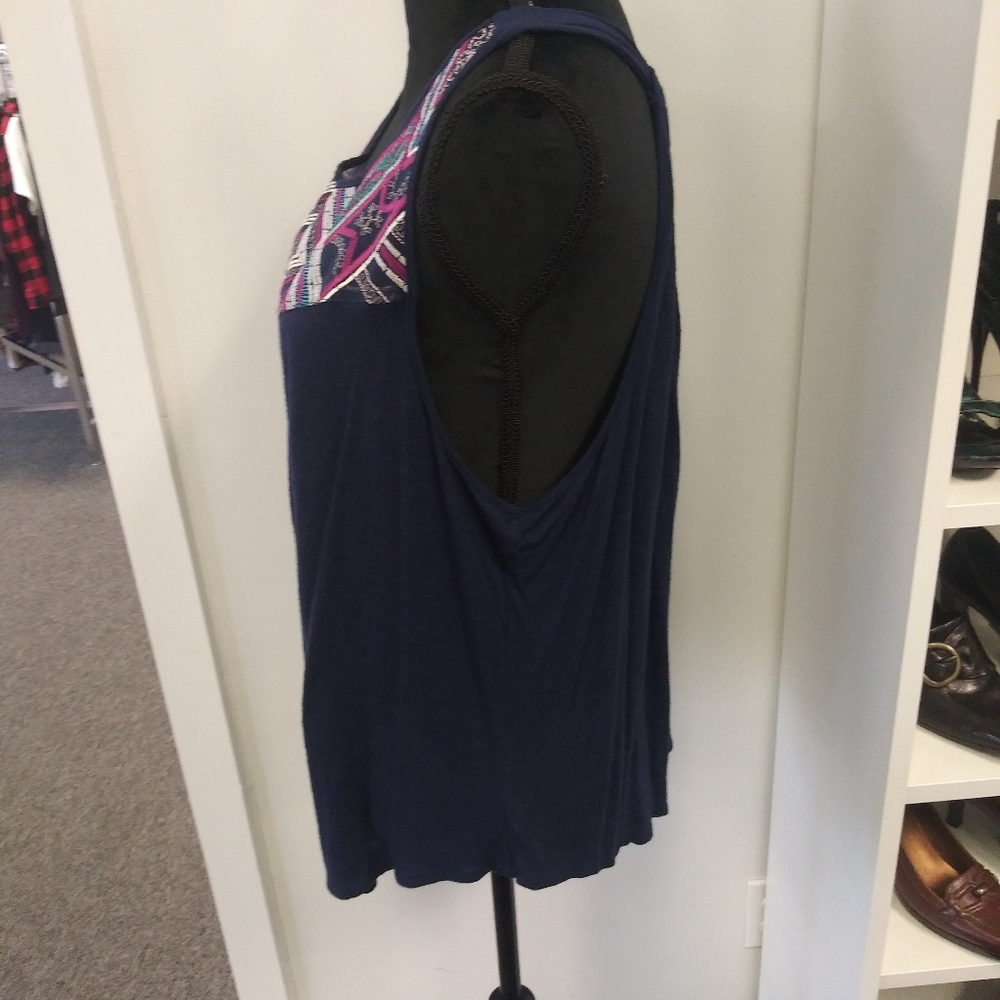 Blouse - Picture 3 of 4